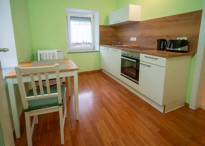 Monteur-/ Arbeiter-apartment_ 4 Maison d'hôtes 3*
